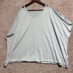 Easel Woman’s Blue Cut Out Shoulder Dolman Blouse Top Size Large *flaw